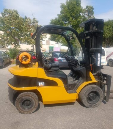 Газов мотокар CaterpillarGP30N